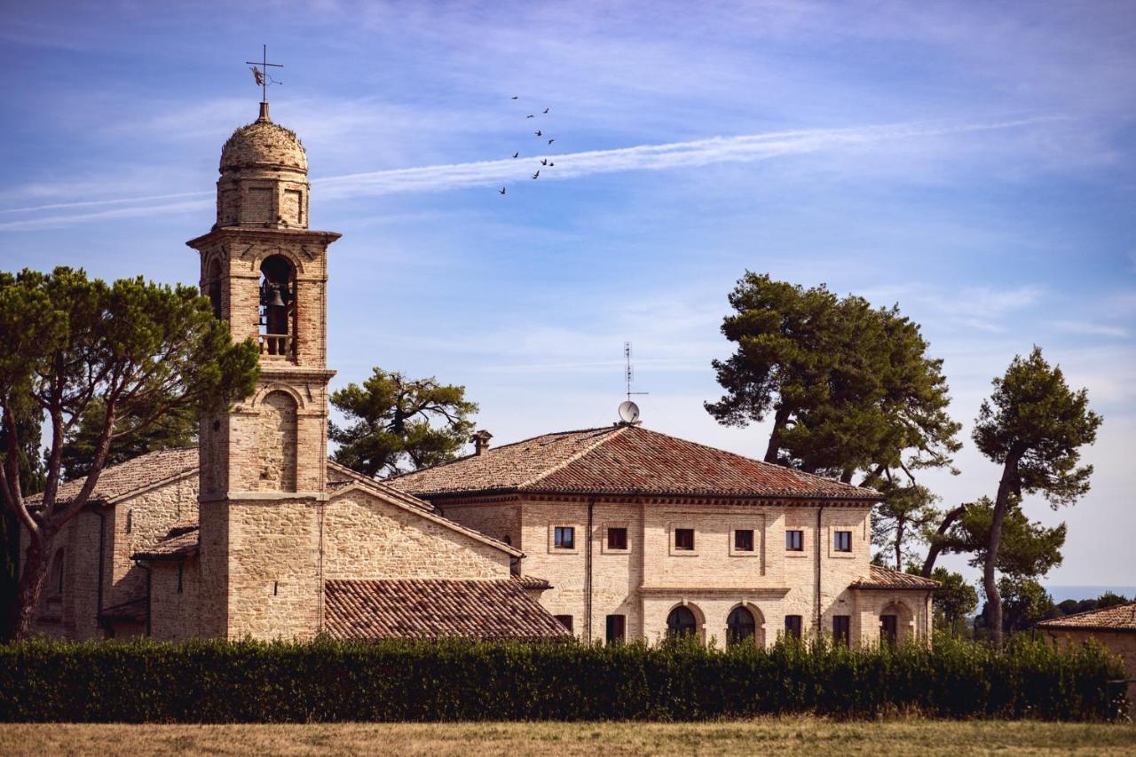 Villa Berloni Resort Candelara Esterno foto